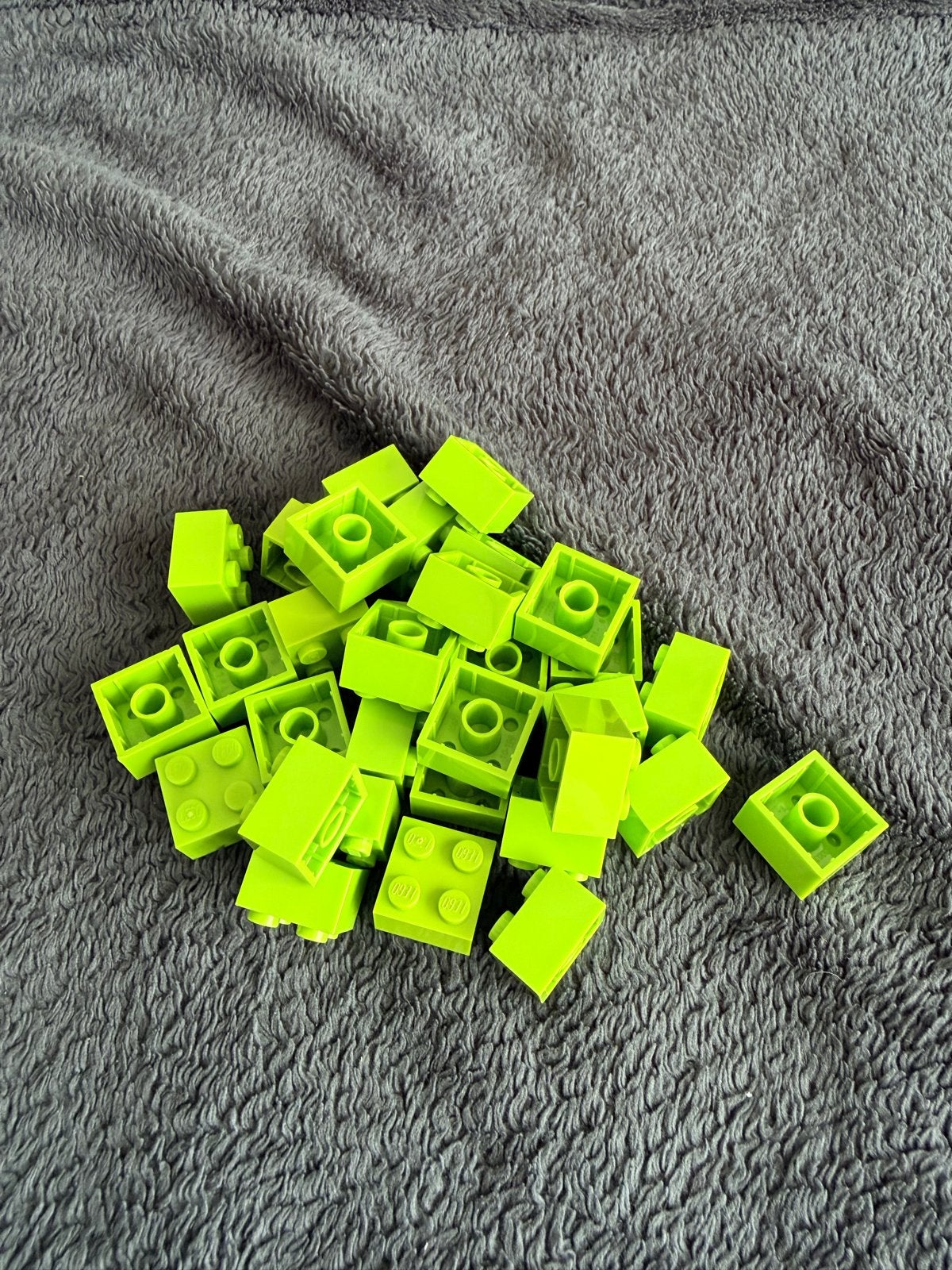 32 stuks Lego 2x2 studs - felgroen, Ophalen of Verzenden, Gebruikt
