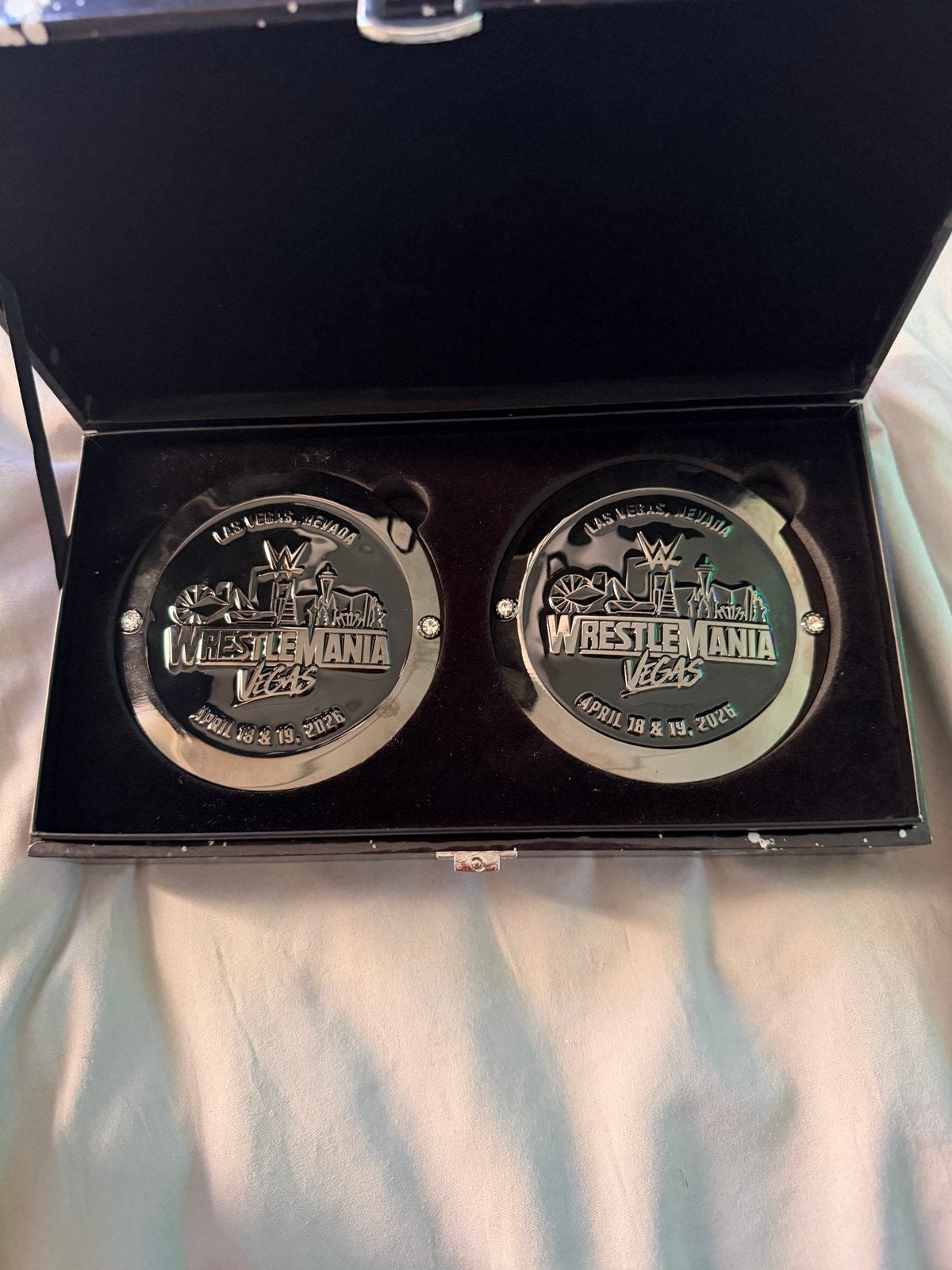 WWE WrestleMania Vegas 2026 Limited Edition Medailles, Ophalen of Verzenden, Zo goed als nieuw