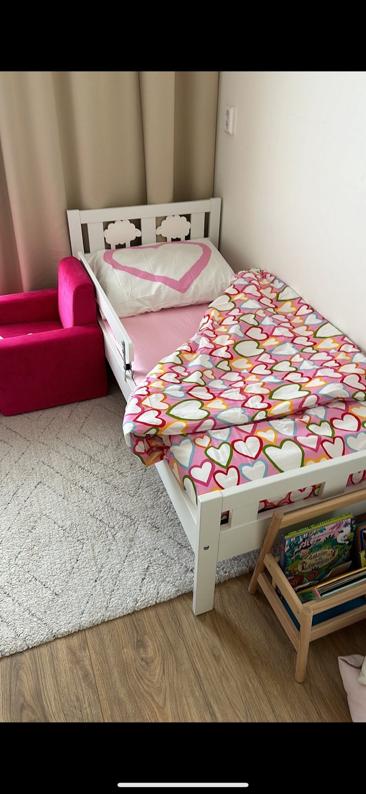 Bed Peuterbed kritter matras twee bedden zsm weg, Huis en Inrichting, Slaapkamer | Complete slaapkamers, Ophalen, Zo goed als nieuw