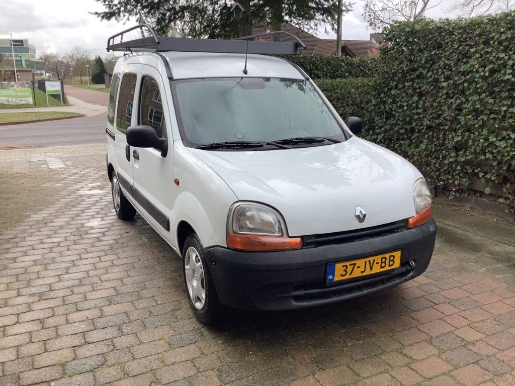 Renault Kangoo 1.4 Breed Priv AUT.  BJ. 2002 Wit, Stof, 74 pk, 4 cilinders, 1055 kg