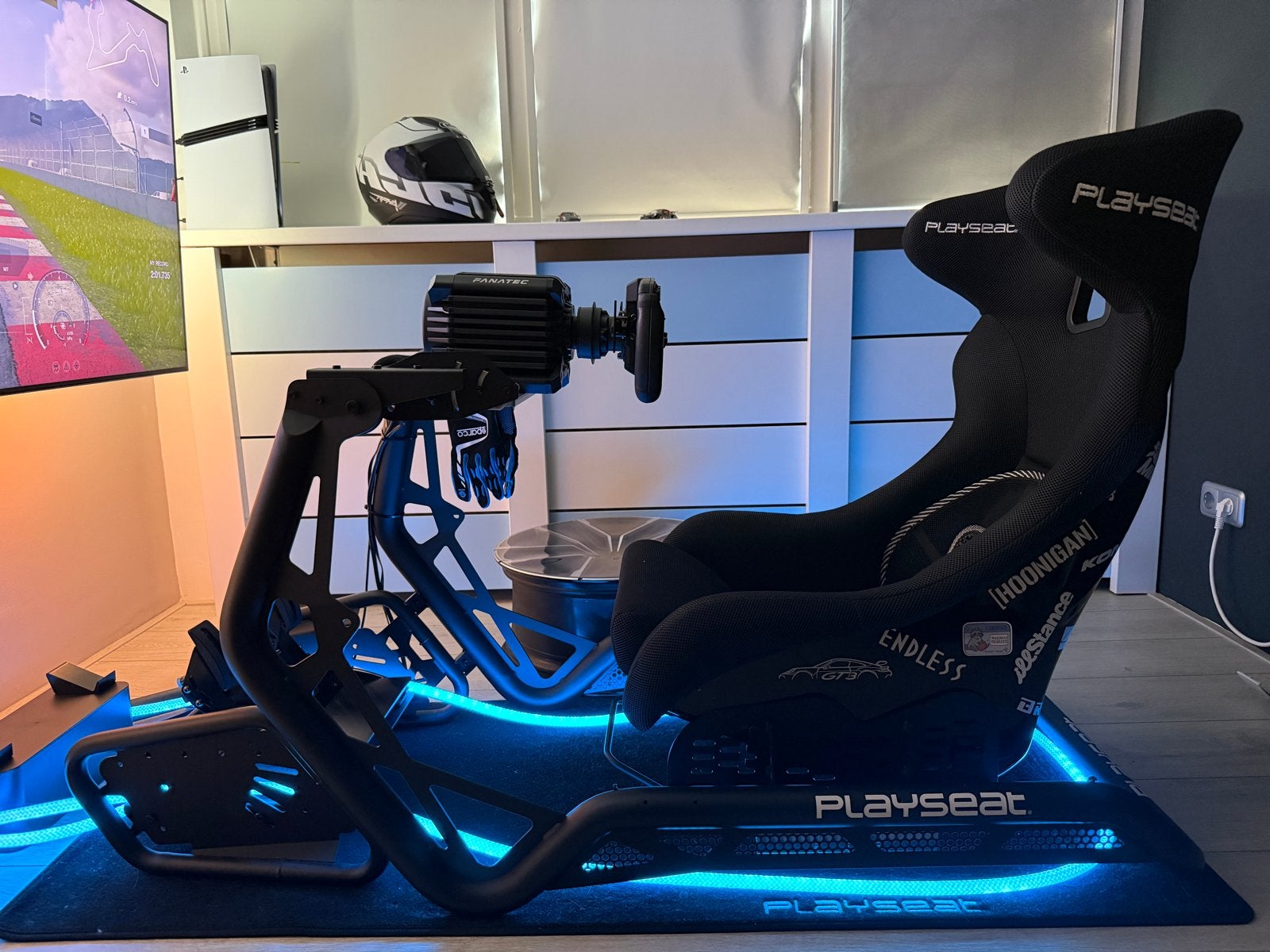 Fanatec Sim Racing Setup met Playseat en TV, Ophalen, Overige merken, Zo goed als nieuw