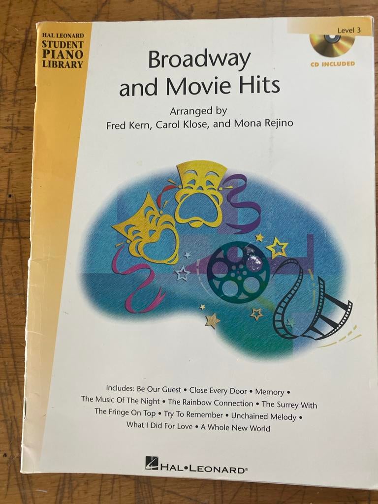 Broadway en Movie Hits bladmuziek met CD, Muziek en Instrumenten, Bladmuziek, Gebruikt, Filmmuziek en Soundtracks, Ophalen of Verzenden