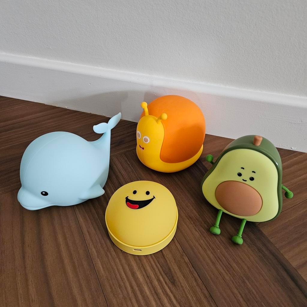 Nachtlampje walvis, smiley, avocado, slak Oplaadbaar, Kinderen en Baby's, Kinderkamer | Inrichting en Decoratie, Nieuw, Lamp, Ophalen of Verzenden