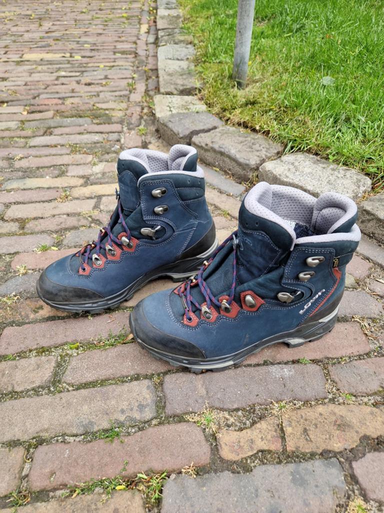 Dames Bergschoenen, Ophalen of Verzenden, Zo goed als nieuw, Schoenen