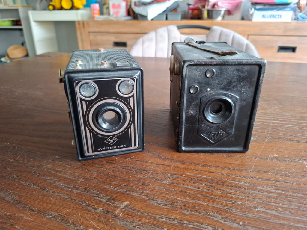 Agfa Synchro Box camera 2 stuks, Ophalen of Verzenden, Compact, Overige Merken
