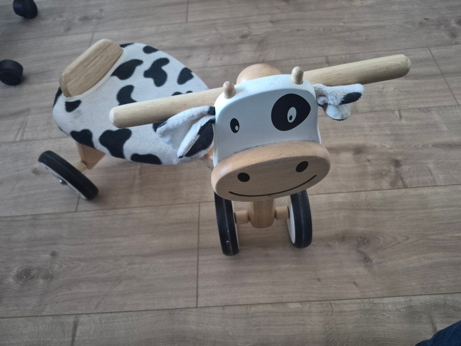 Houten loopfietsje koe met afneembaar zittinghoesje, Ophalen, Gebruikt, Loopfiets