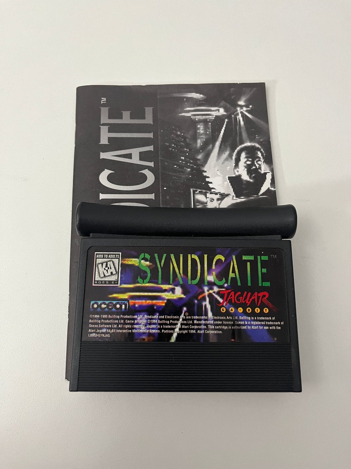 Syndicate Atari Jaguar Game met Handleiding, Spelcomputers en Games, Gebruikt, 1 speler, Ophalen of Verzenden, Vanaf 3 jaar