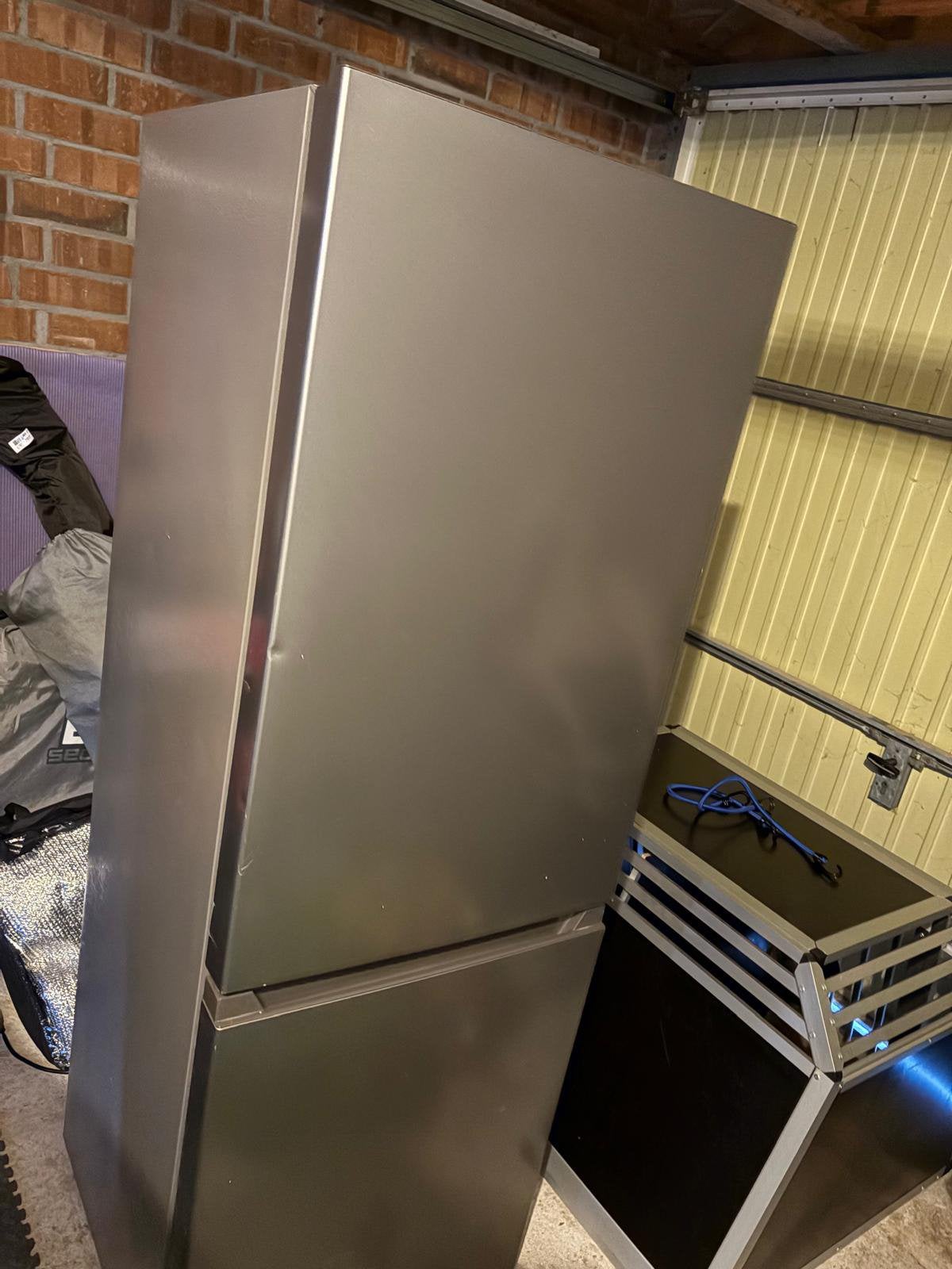 Koelkast/koelvriescombinatie Medion, Ophalen, Gebruikt, 200 liter of meer, Met aparte vriezer