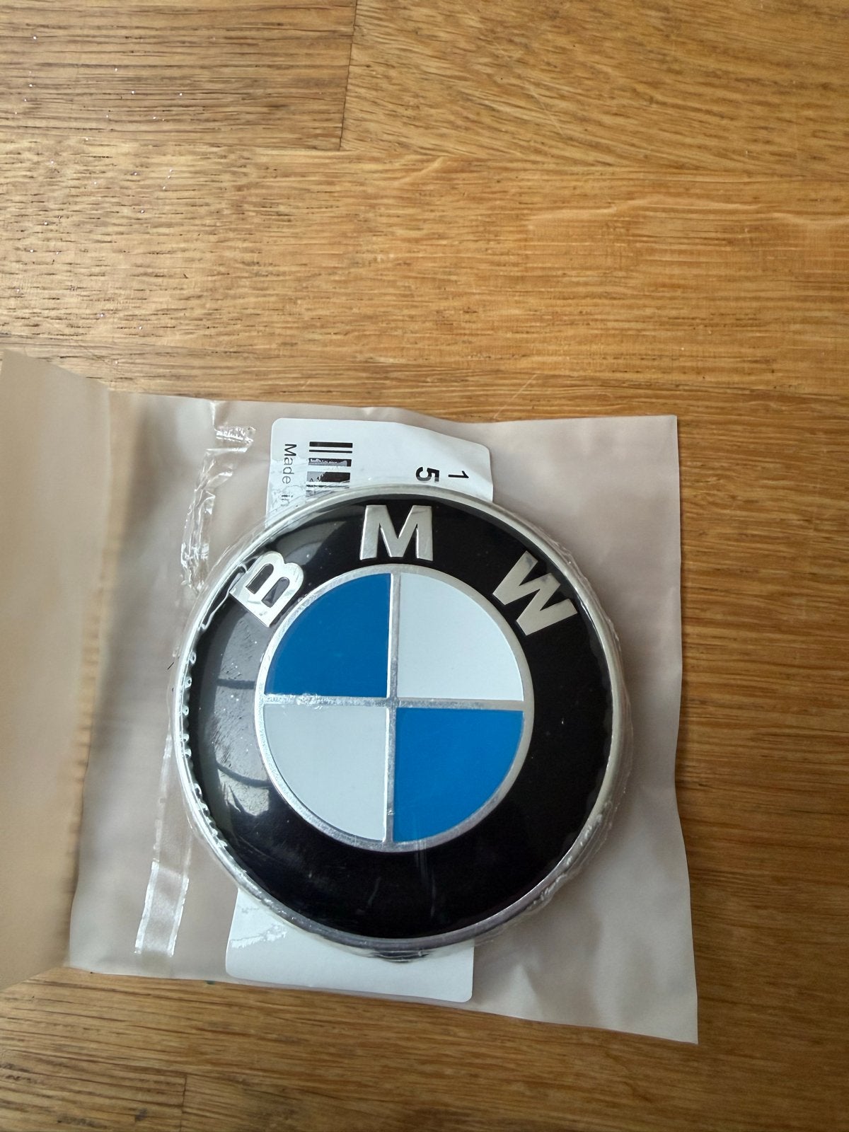 BMW M-logo embleem voor motorkap of achterklep, Voor, Nieuw, Ophalen of Verzenden, BMW