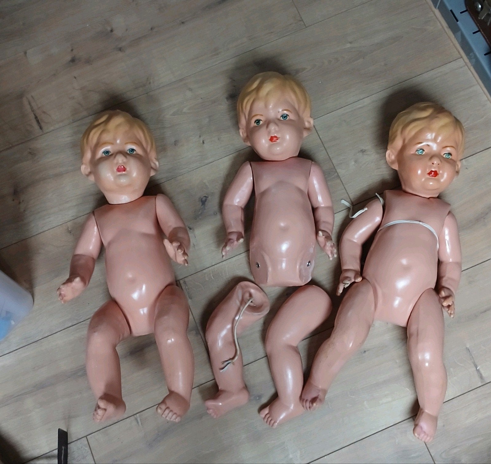 Drie wildebras baby's, Verzamelen, Poppen, Ophalen of Verzenden, Pop