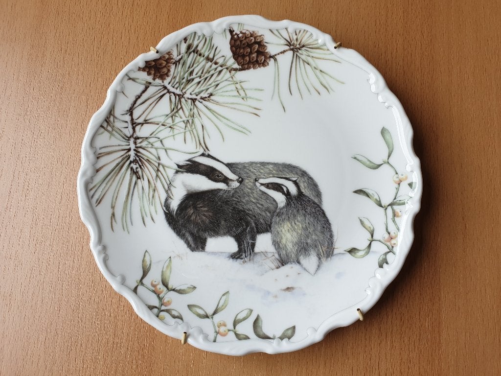 Royal Albert Country Walk collection - wandbord met dassen, Antiek en Kunst, Ophalen