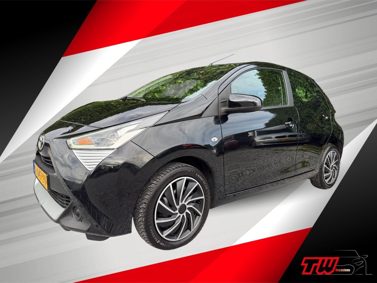 Toyota Aygo 1.0 VVT-i x-play limited |CARPLAY|CAMERA|AIRCO, Voorwielaandrijving, Stof, Gebruikt, Euro 6