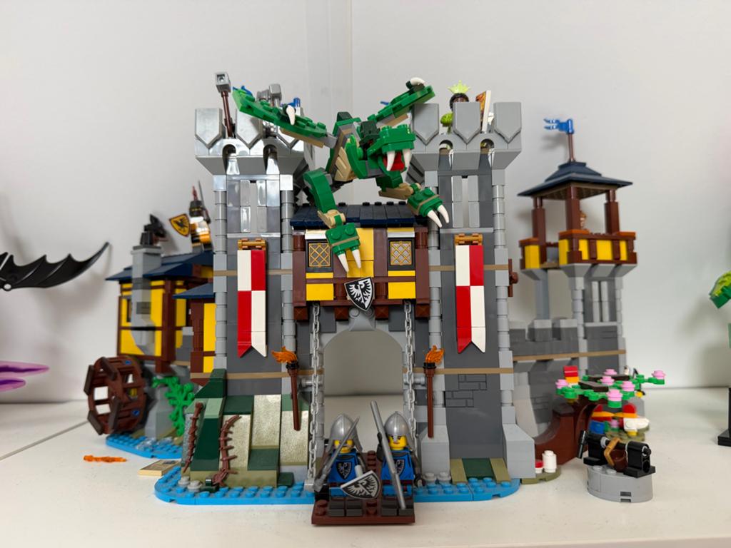 LEGO Creator 3in1 Middeleeuws Kasteel 31120, Kinderen en Baby's, Speelgoed | Bouwstenen, Zo goed als nieuw, Overige merken, Ophalen of Verzenden
