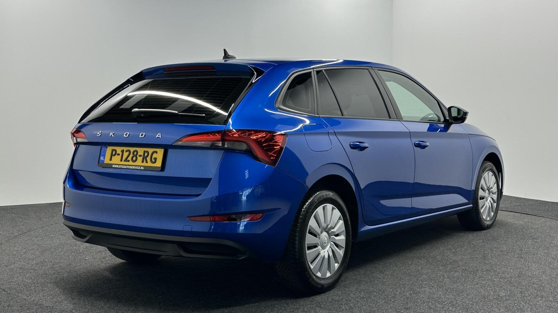Skoda Scala 1.0 TSI Active DAB CRUISE 68000 KM., Auto's, Voorwielaandrijving, Gebruikt, 95 pk, Met garantie (alle)