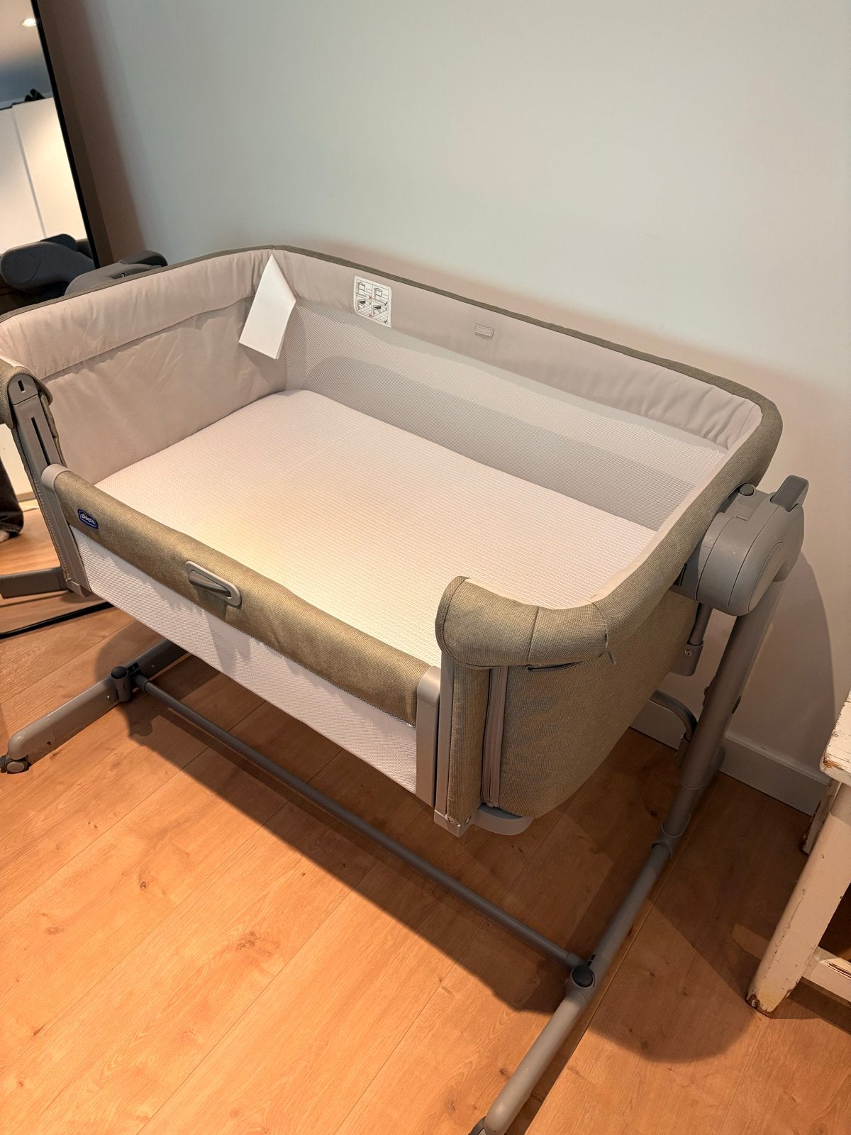 Chicco Next2Me Magic Evo wieg met schommelfunctie, Ophalen, Gebruikt, Wieg