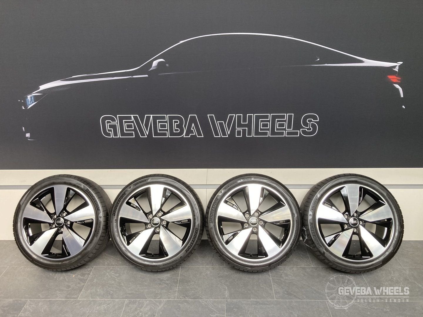 19” originele Audi A5 S5 B10 velgen + banden 5x112 DEMO  8B3, 19 inch, -, -, Banden en Velgen