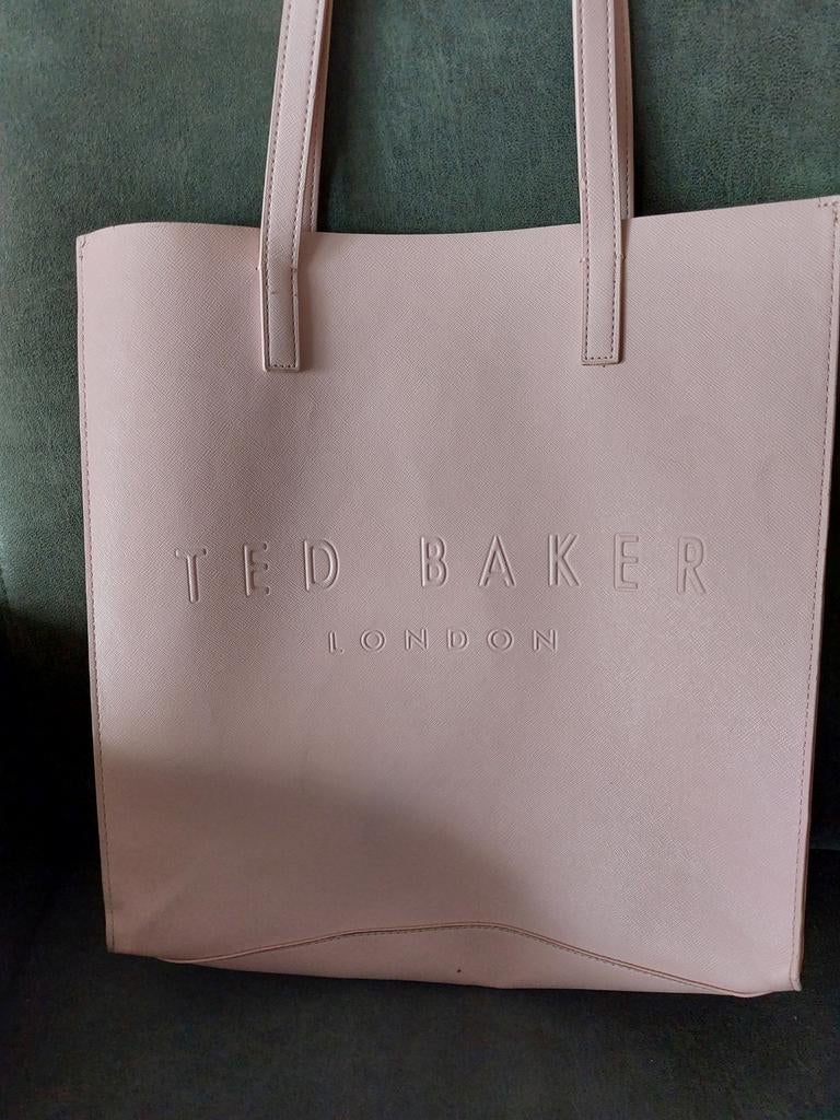 Ted Baker Shopper Roze - Stijlvolle Tas met Gebruikssporen, Ophalen of Verzenden, Gebruikt, Roze, Shopper