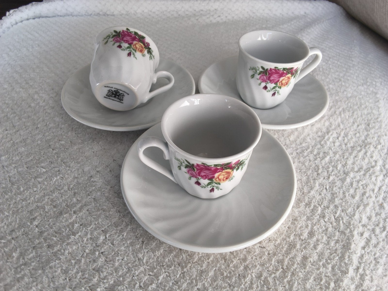 Schloß Amalienburg espressokopjes met schoteltjes, Ophalen of Verzenden, Zo goed als nieuw, Porselein, Kop en/of schotel