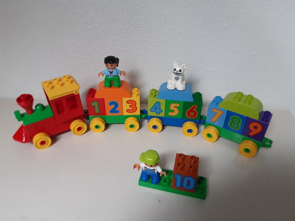 Duplo twee stuks treinstellen etc., Kinderen en Baby's, Ophalen of Verzenden, Zo goed als nieuw, Duplo, Meerdere sets