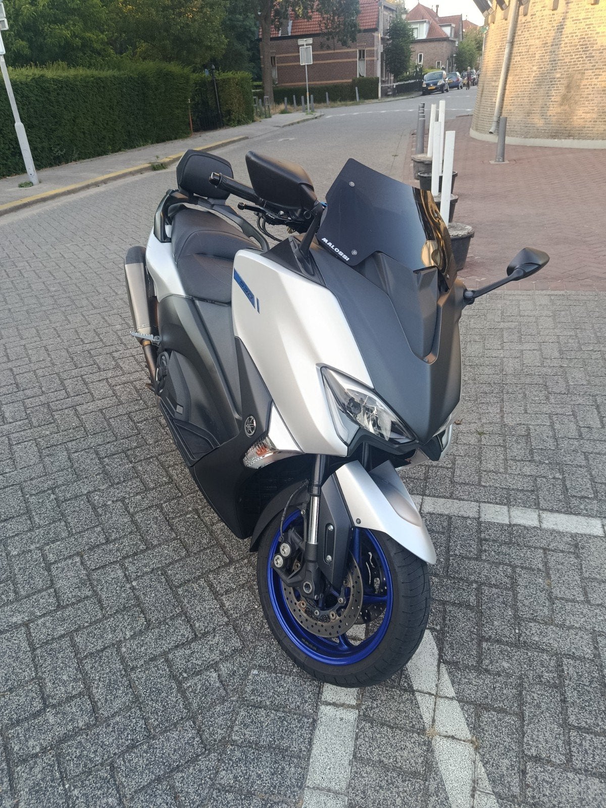 Yamaha Tmax 530 SX 2017 - Volledig Geüpgraded, Fietsen en Brommers, Scooters | Yamaha, Ophalen, Benzine, Overige modellen