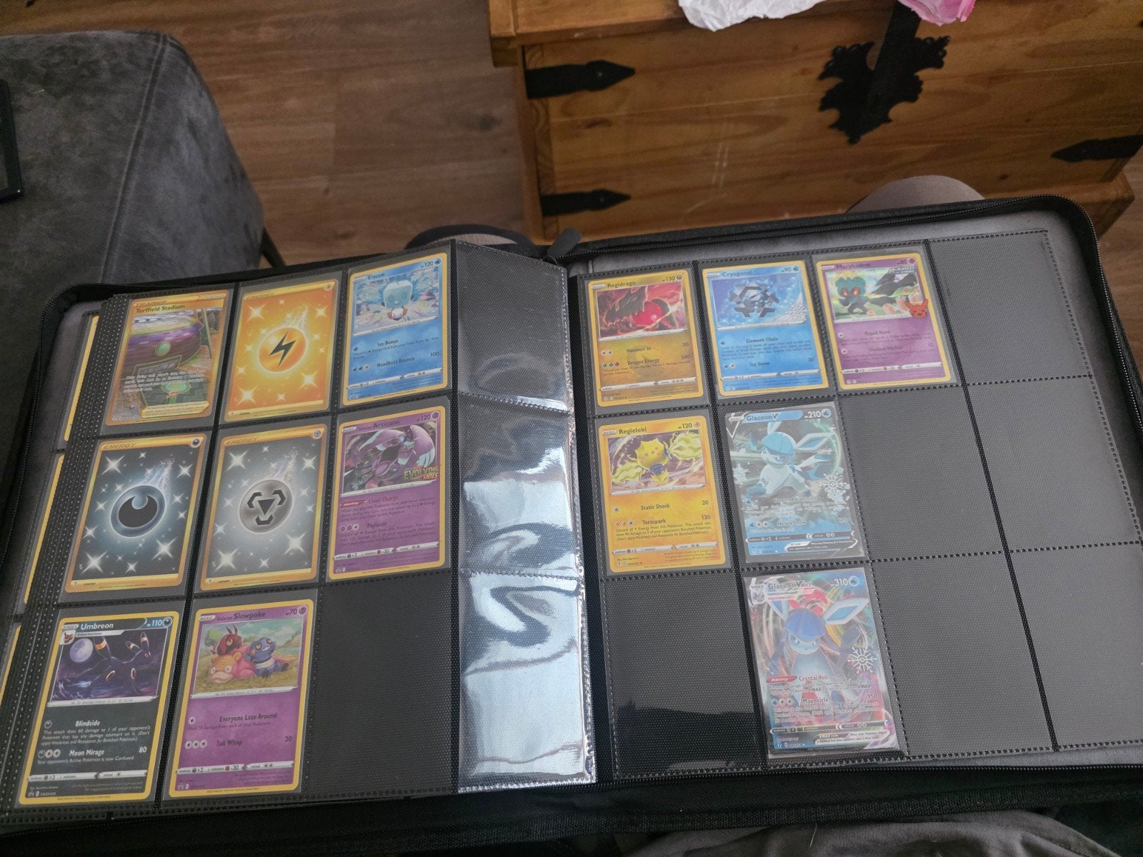 91% compleet evolving skies, Ophalen, Zo goed als nieuw, Meerdere kaarten, Foil