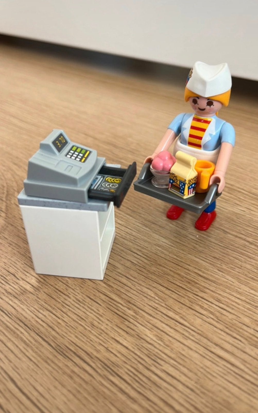 Playmobil Serveerster met kassa 5292, Complete set, Ophalen of Verzenden, Zo goed als nieuw, Figuren
