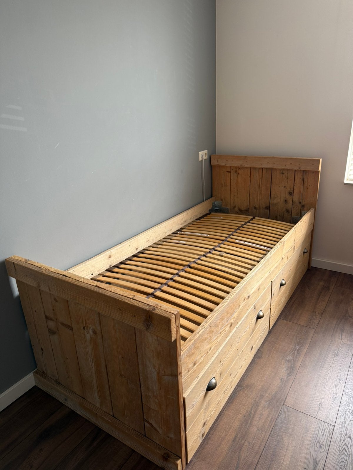 Stoer bed, steigerhout met veel opbergruimte, Ophalen, 90 cm, Eenpersoons, 210 cm