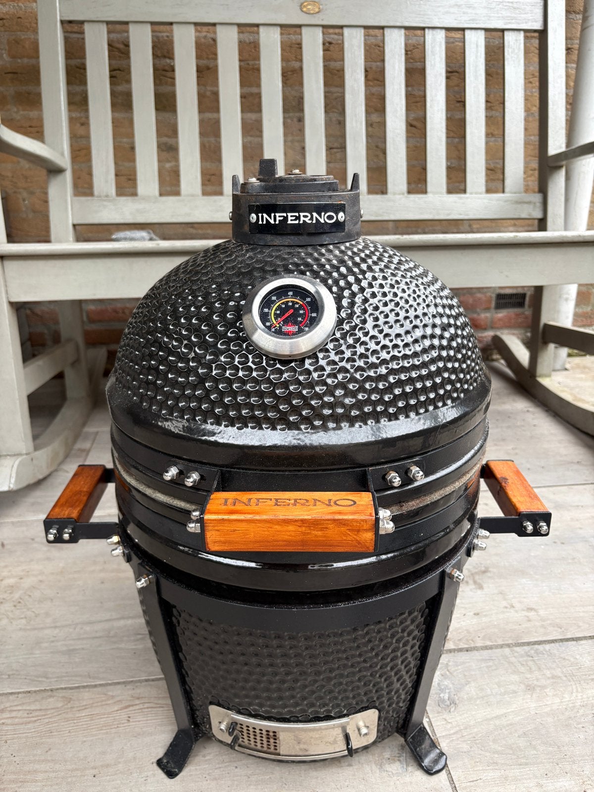 Inferno Kamado BBQ - Zo goed als nieuw, Ophalen, Zo goed als nieuw