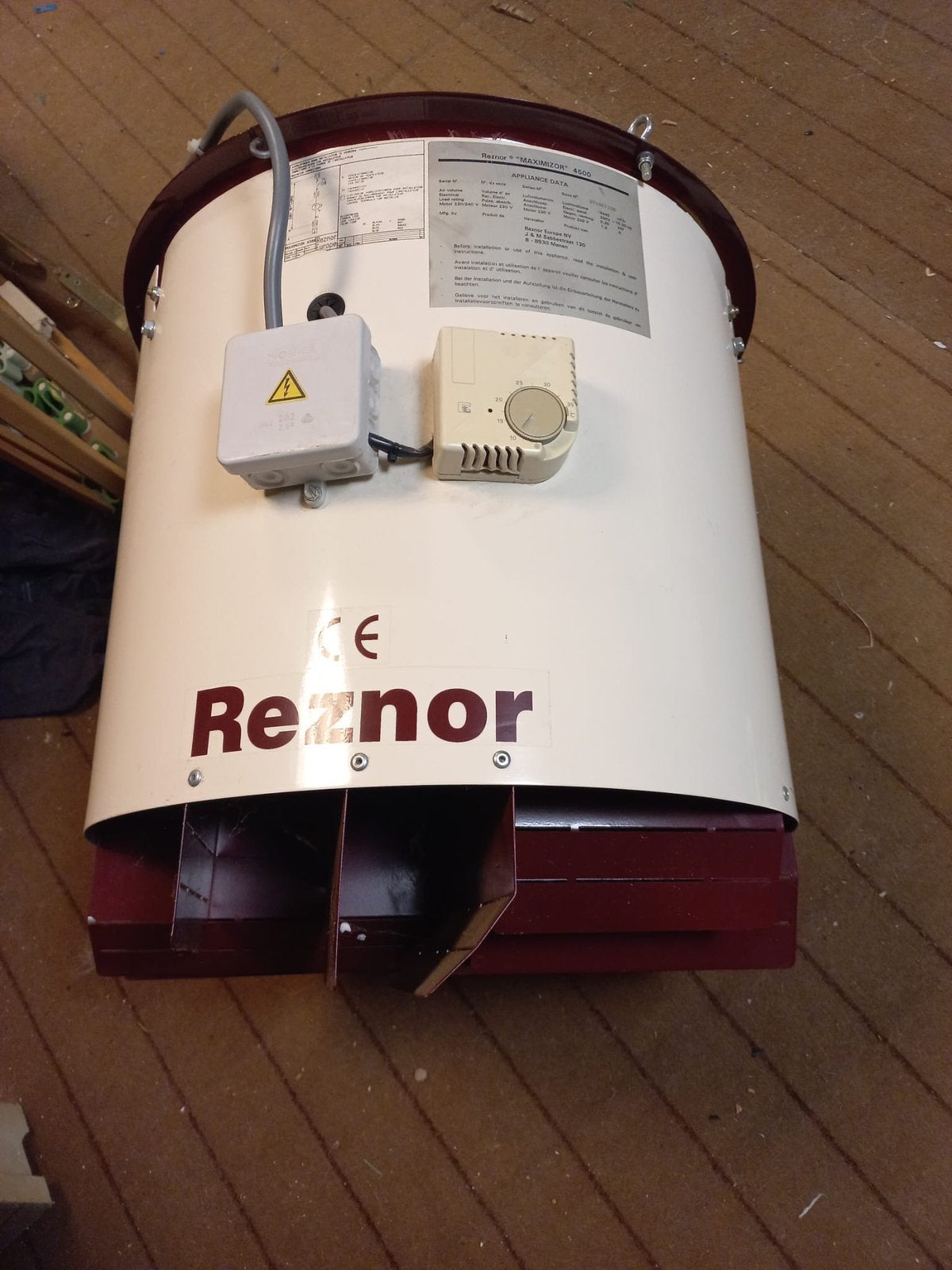 Reznor maximizor 4500, Ophalen, Zo goed als nieuw, Afzuiger