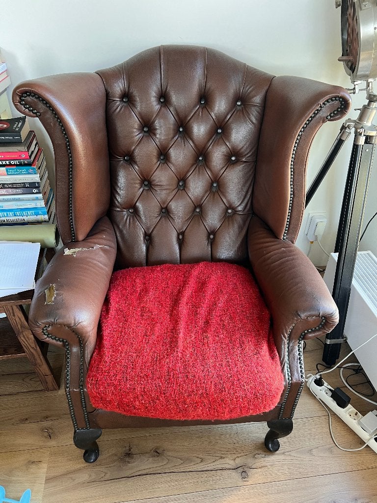 Chesterfield Wingback Leather Armchair, Ophalen, Gebruikt, 75 tot 100 cm, Leer