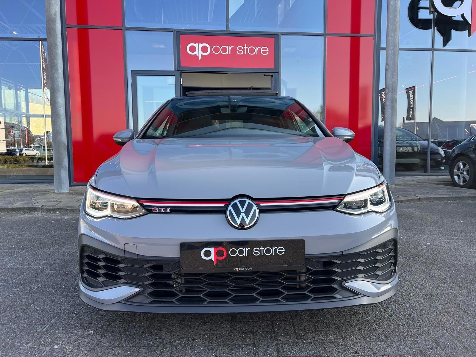 Volkswagen Golf 2.0 TSI GTI Clubsport Panorama Carplay LED, Auto's, Dealer onderhouden, Zwart, 4 cilinders, 1984 cc