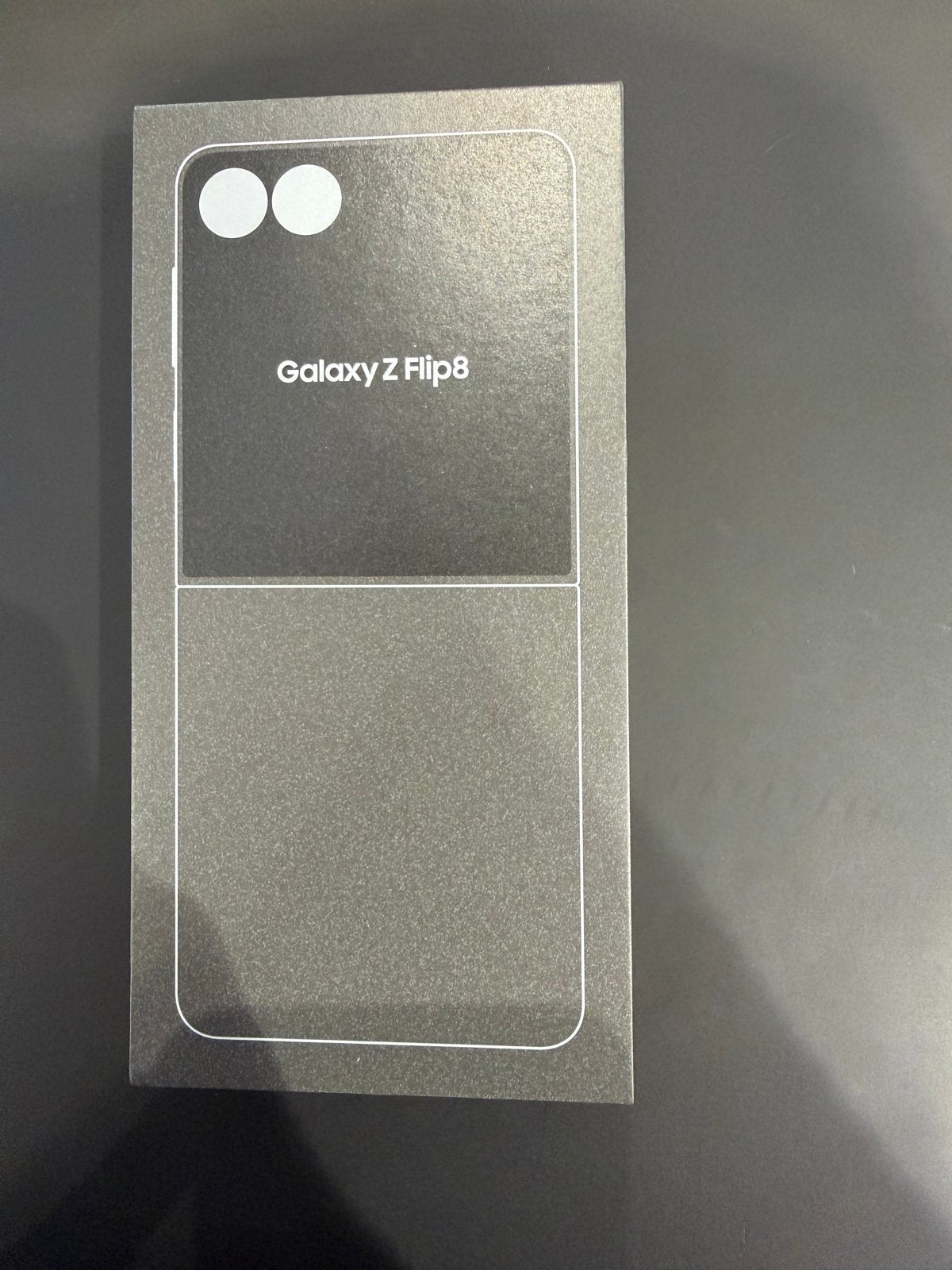 Samsung Galaxy Z Flip 8- Nieuw in doos, Ophalen, Zwart, Touchscreen, Nieuw