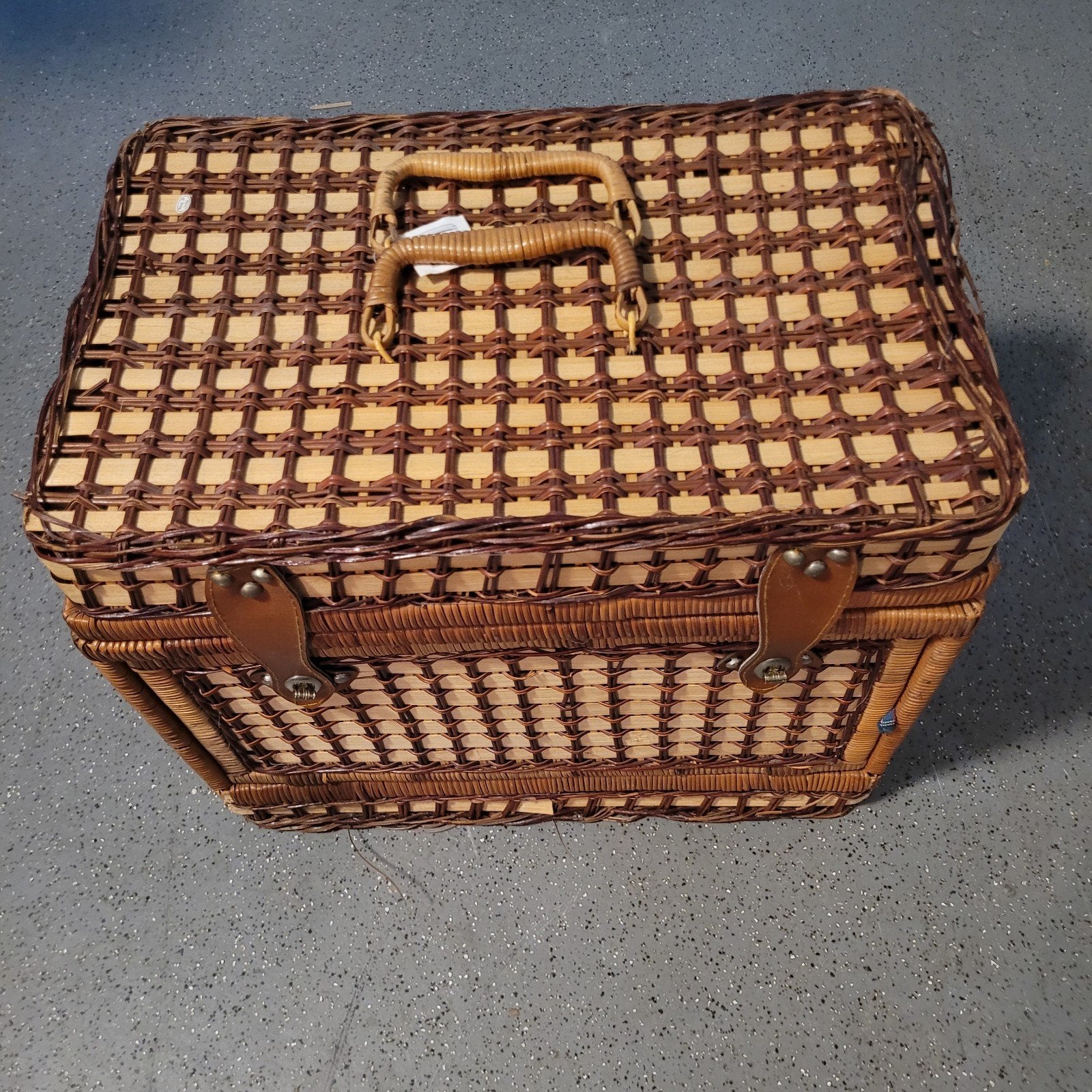 Vintage geruite picknickmand - decoratie of picknick, Ophalen, Gebruikt, Zonder inhoud