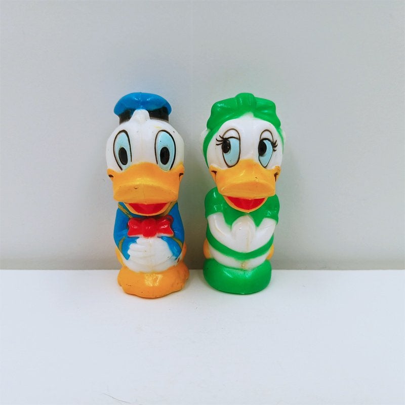 Donald & Katrien Duck Walt Disney Jaren 70, Verzamelen, Ophalen of Verzenden, Donald Duck, Gebruikt, Beeldje of Figuurtje