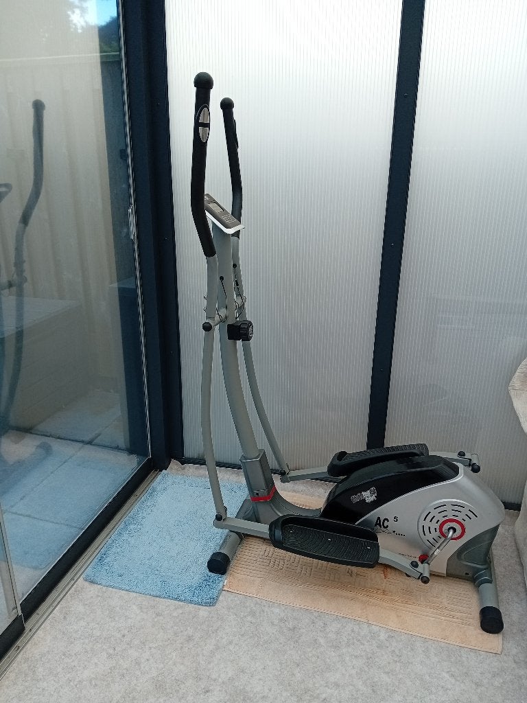 Crosstrainer AC 5 - Ideaal voor thuisworkouts, Ophalen, Benen, Gebruikt, Crosstrainer