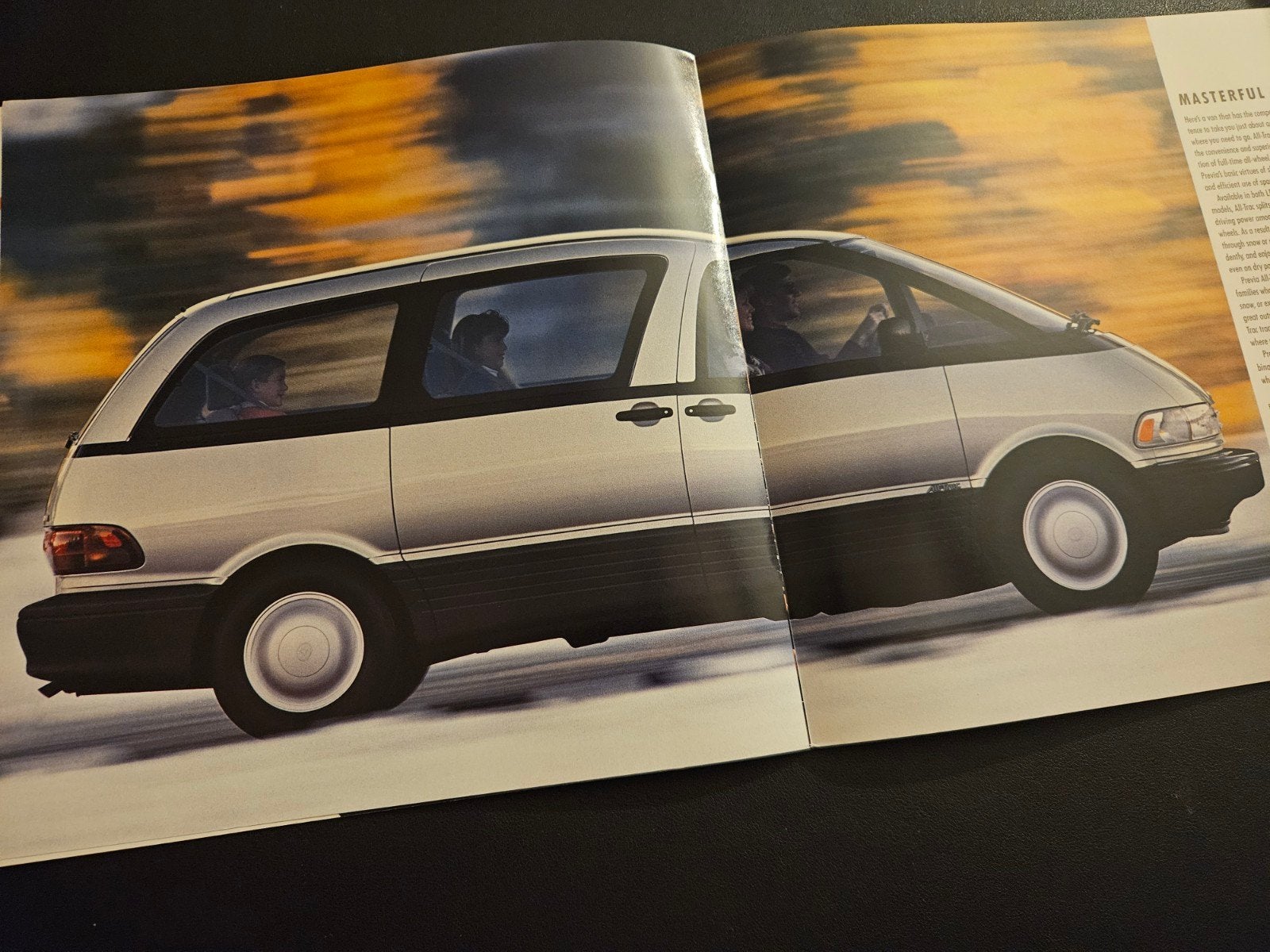 Brochure Toyota Previa 1991 USA, Ophalen of Verzenden, Zo goed als nieuw, Toyota