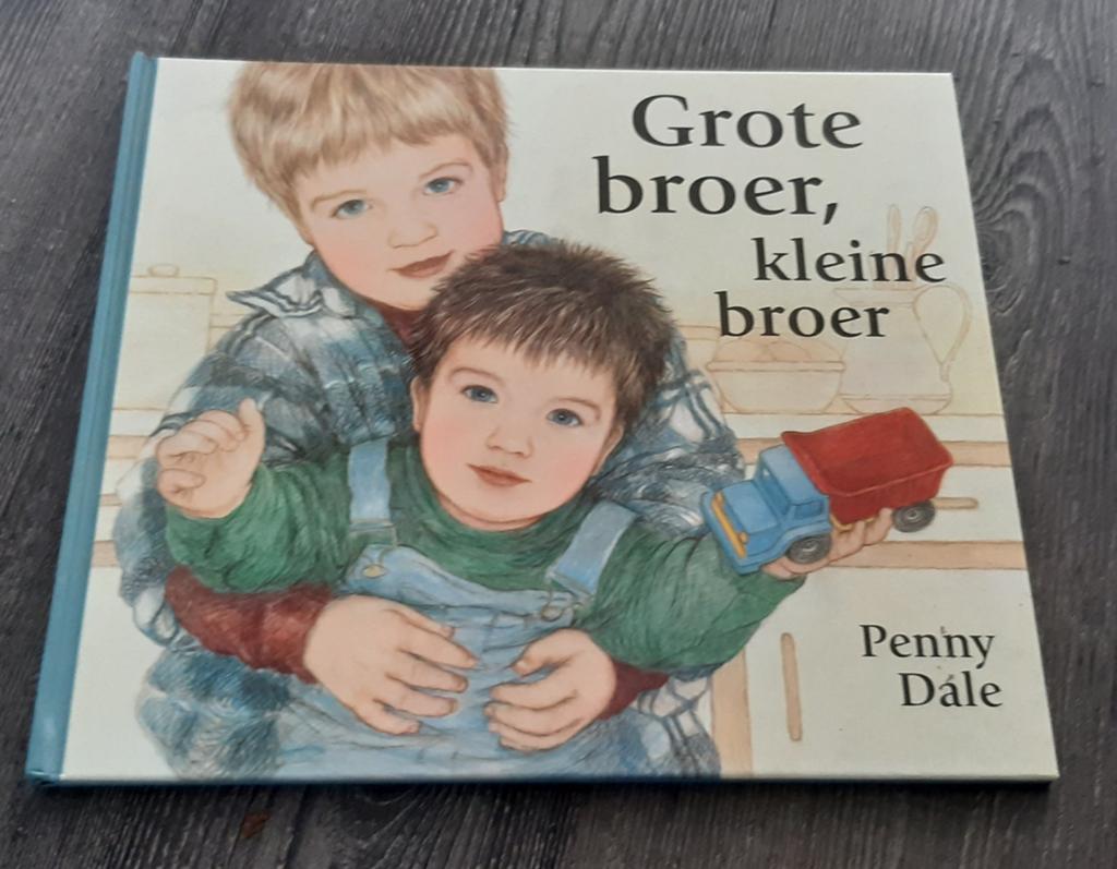 Grote broer, kleine broer - Penny Dale, Ophalen of Verzenden, Zo goed als nieuw, Penny Dale