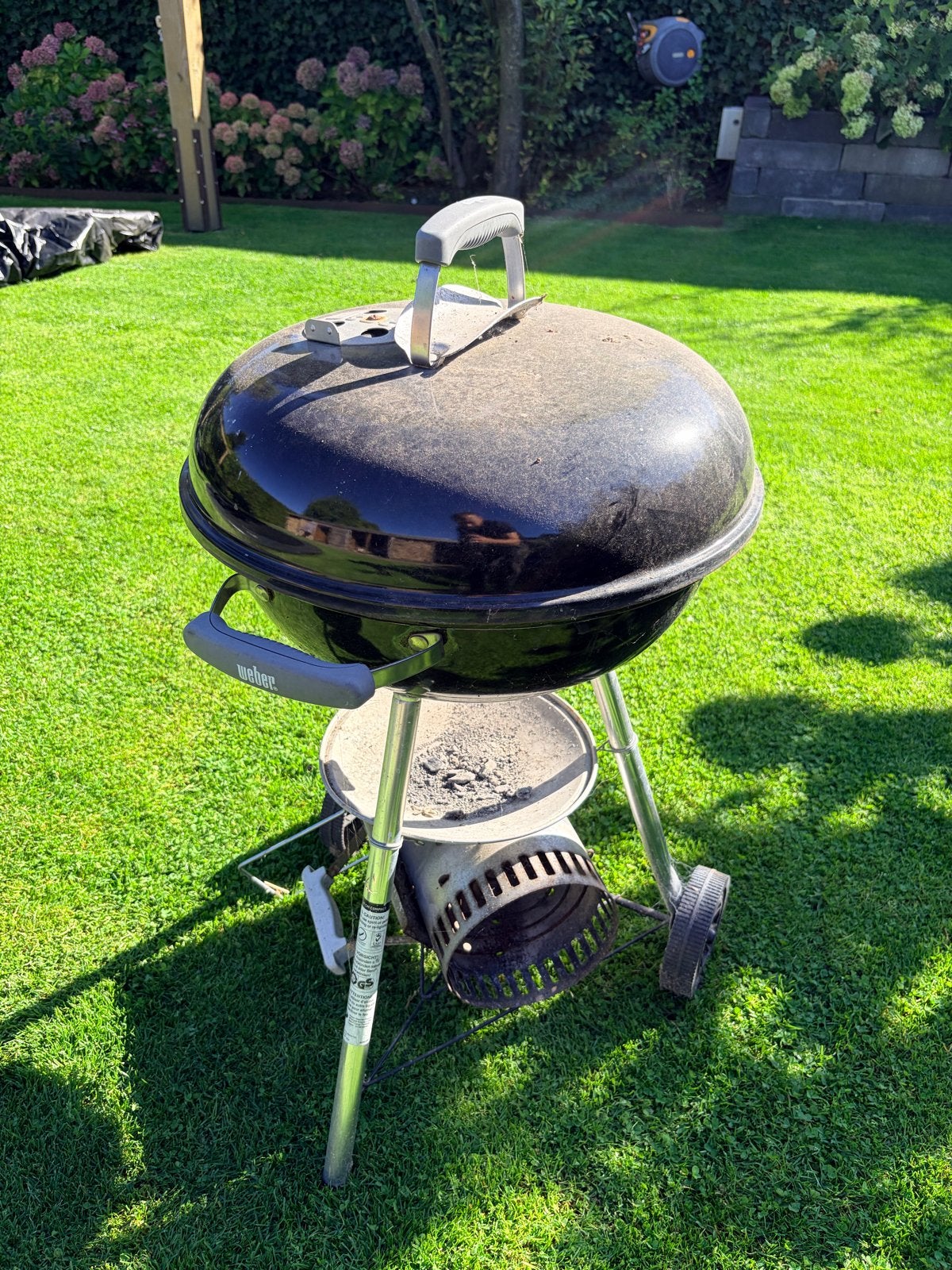 Gebruikte Weber Barbecue - Perfect voor Zomeravonden, Tuin en Terras, Ophalen, Gebruikt