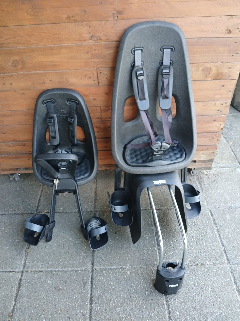 THULE NEXXT FIETS STOELTJES SET - MET SLEUTELS, Ophalen, Gebruikt, Thule, Voetsteuntjes