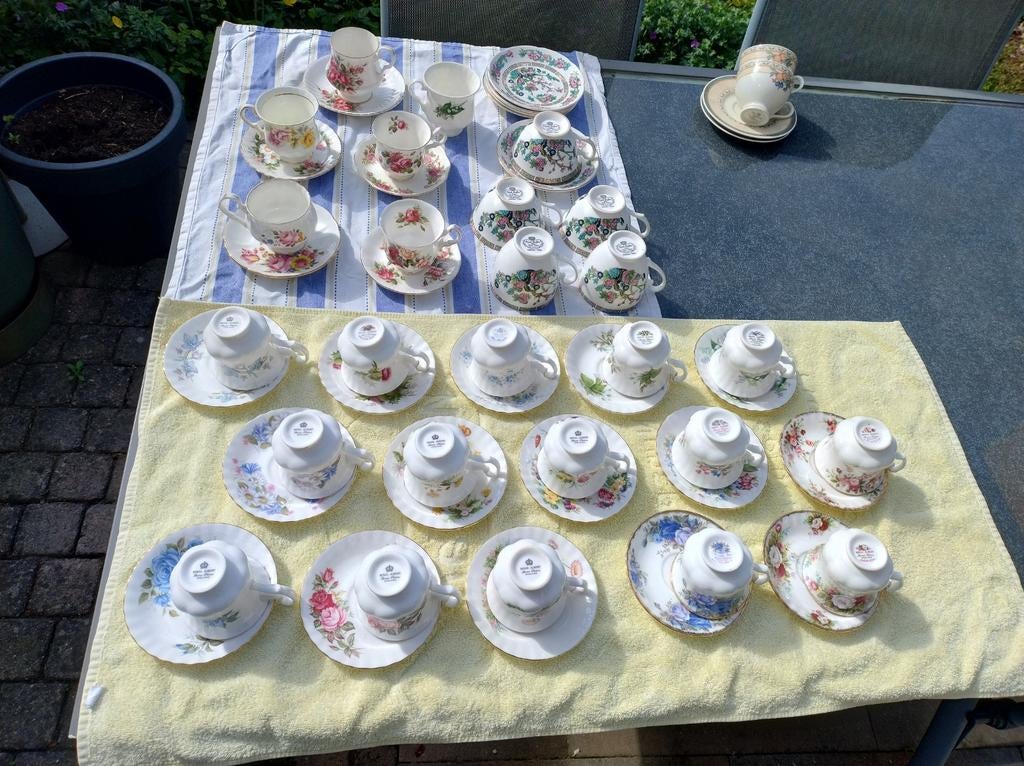 Royal Albert porselein servies, Antiek en Kunst, Antiek | Servies compleet, Ophalen