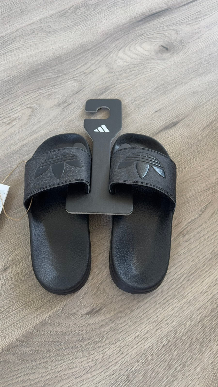 Adidas Adilette, Kleding | Dames, Zwart, Nieuw, Sandalen of Muiltjes, Ophalen of Verzenden