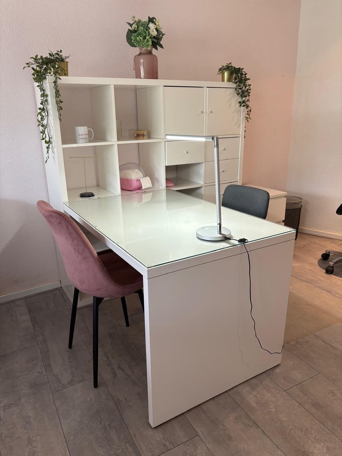 IKEA Kallax Kast met Bureau en Glasplaat - Wit Hoogglans, Huis en Inrichting, Bureaus, Ophalen