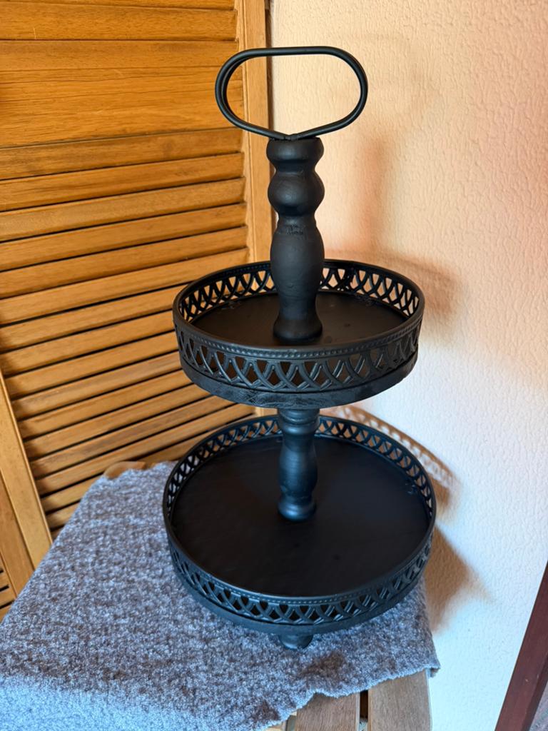 ZGAN  Etagere met sierlijke metalen rand / en meer, Ophalen of Verzenden, Zo goed als nieuw
