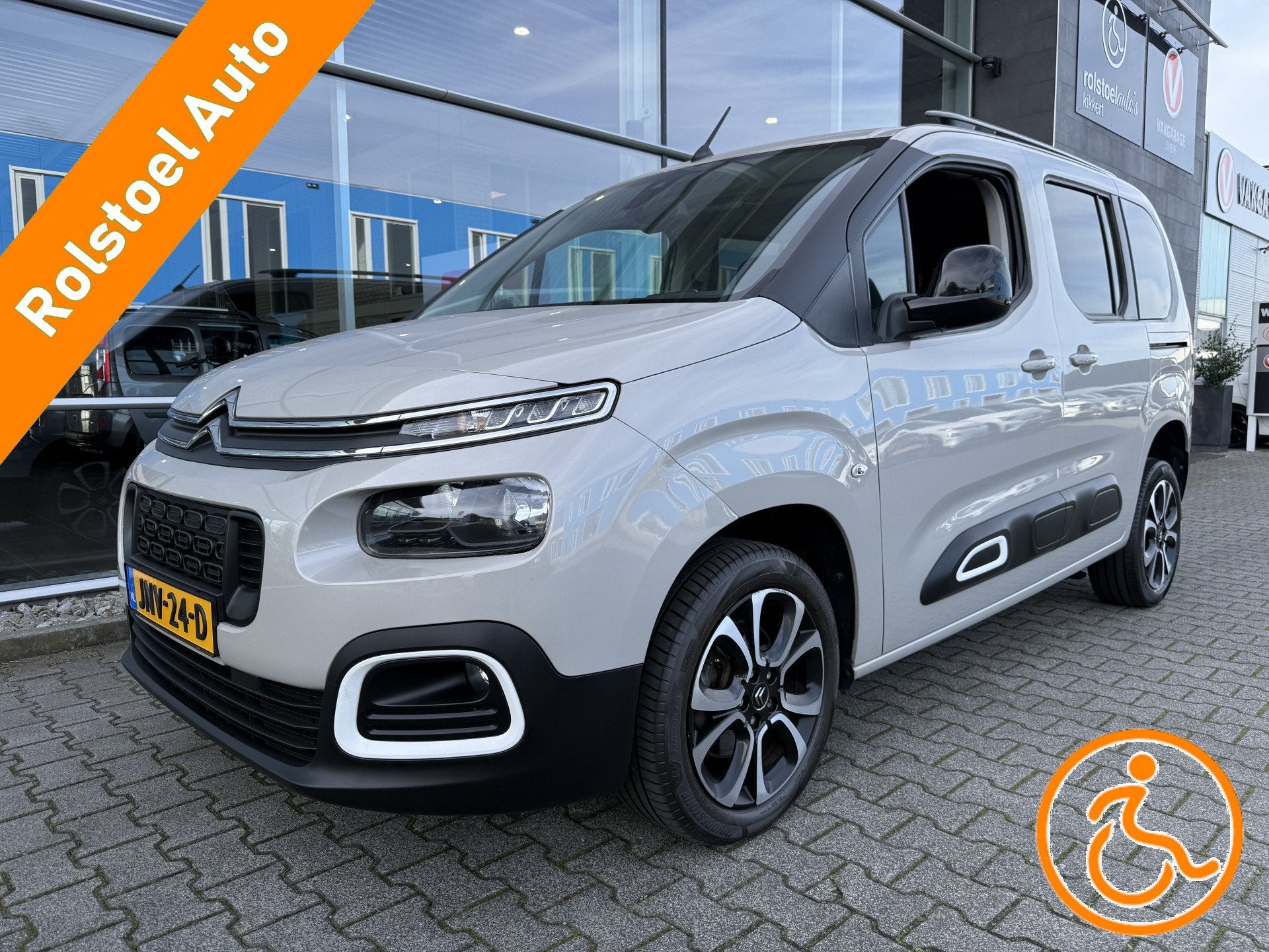 Citroën Berlingo 3+1 Rolstoelauto 1.2 PureTech Feel (Luxe B, Gebruikt, 3 cilinders, Parkeersensor, 131 pk