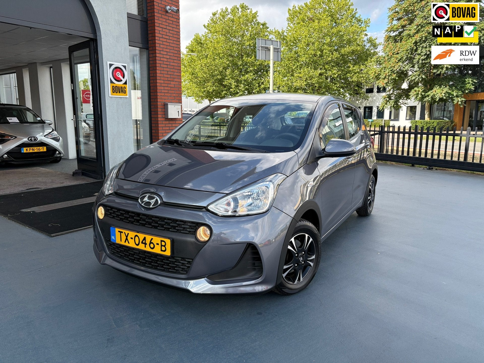 Hyundai I10 1.0i Comfort AIRCO LMV, Auto's, Voorwielaandrijving, Gebruikt, 4 stoelen, Origineel Nederlands