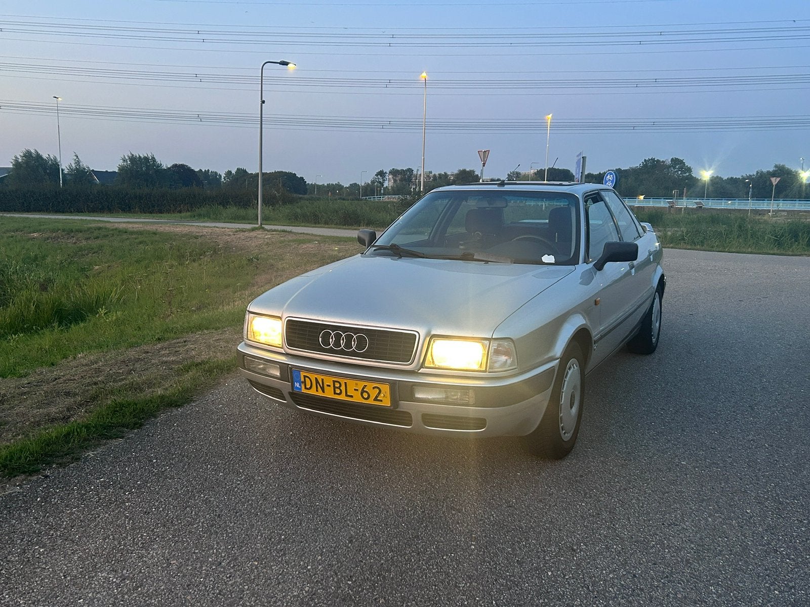 Audi 80 2.3 E / 133pk / 1992 / 5 cilinder / APK 12-28!, Auto's, Voorwielaandrijving, Dealer onderhouden, Origineel Nederlands