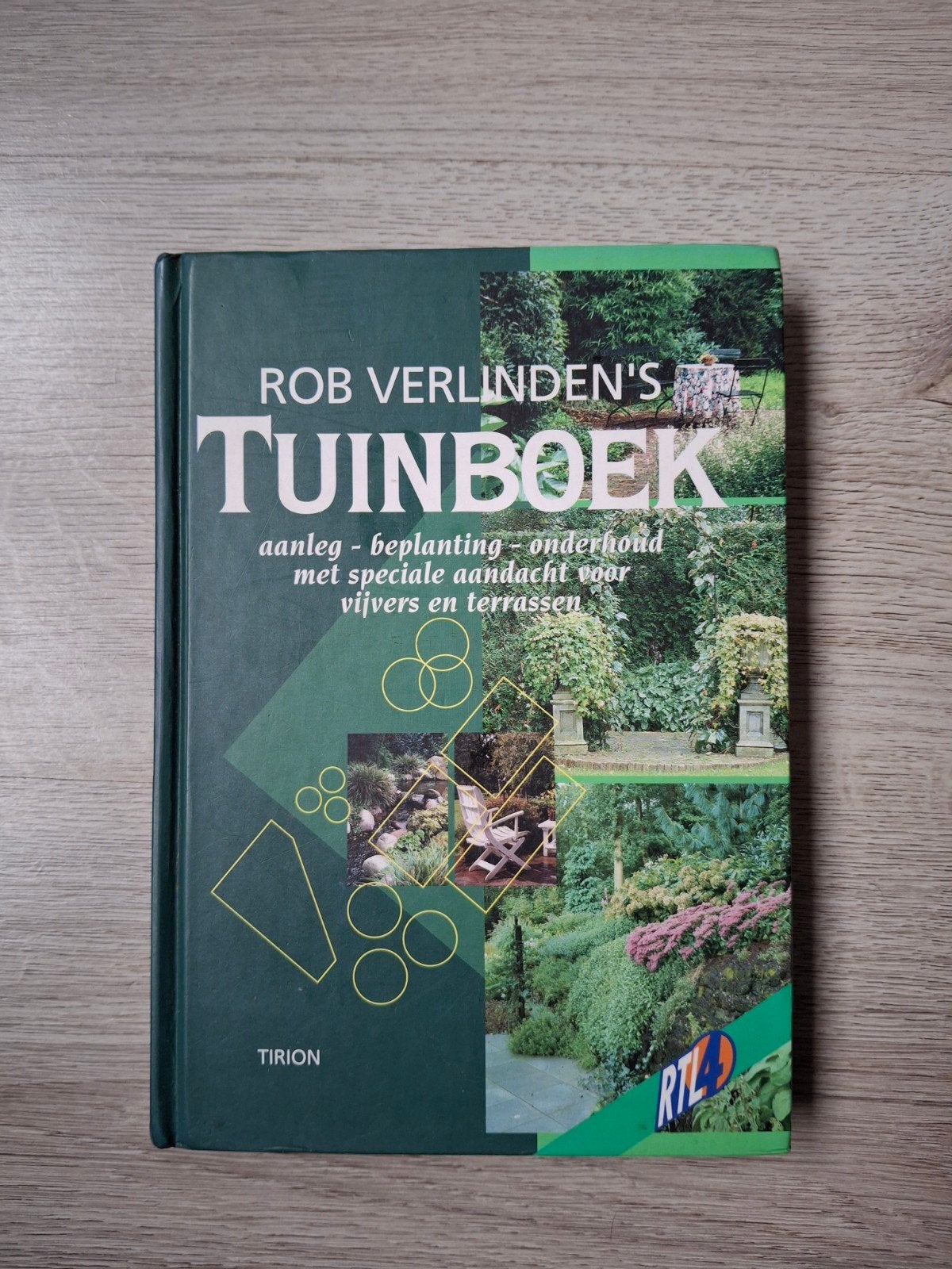 Rob Verlinden's tuinboek aanleg, beplanting, onderhoud, Ophalen of Verzenden, Zo goed als nieuw, Rob Verlinden, Tuinieren en Tuinplanten