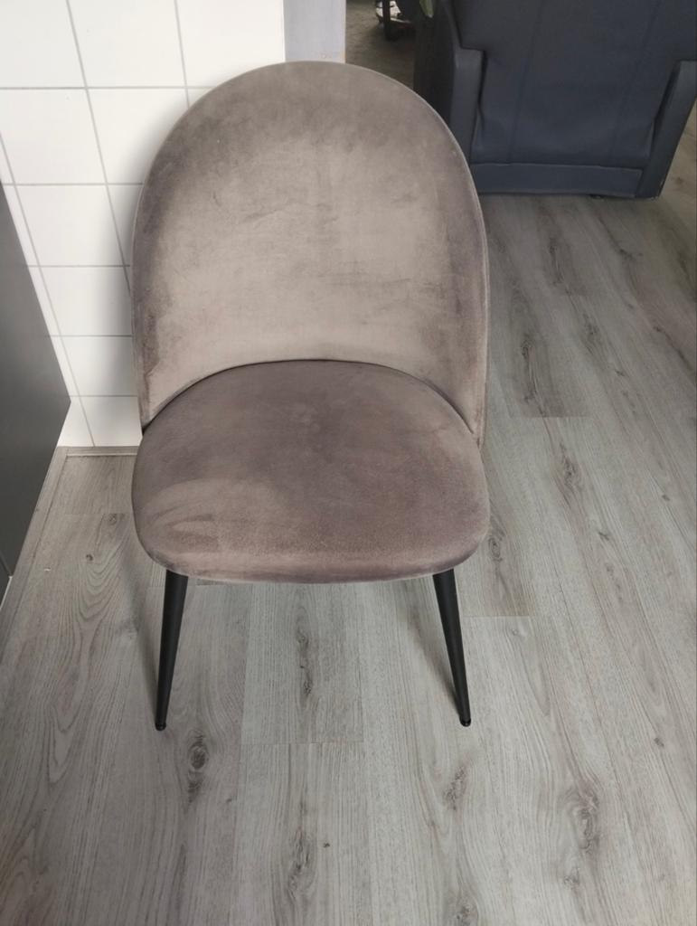 4 Grijze Eetkamerstoelen van Zachte Stof, Gebruikt, Ophalen of Verzenden, Vier, Stof