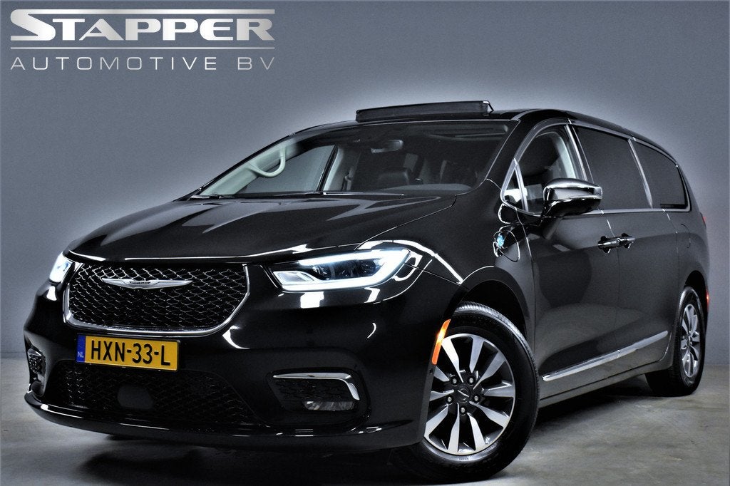 Chrysler Pacifica 3.6 V6 Hybride 7-Pers. Pano/Carplay/Trekha, Auto's, Chrysler, 450 kg, Gebruikt, Zwart, Leder