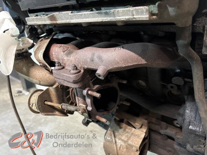 Motor van een Opel Vivaro, Gebruikt, -, -, Opel
